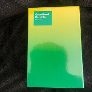 Gradient Puzzle 500-Piece - Yellow to Green - UNOPENED